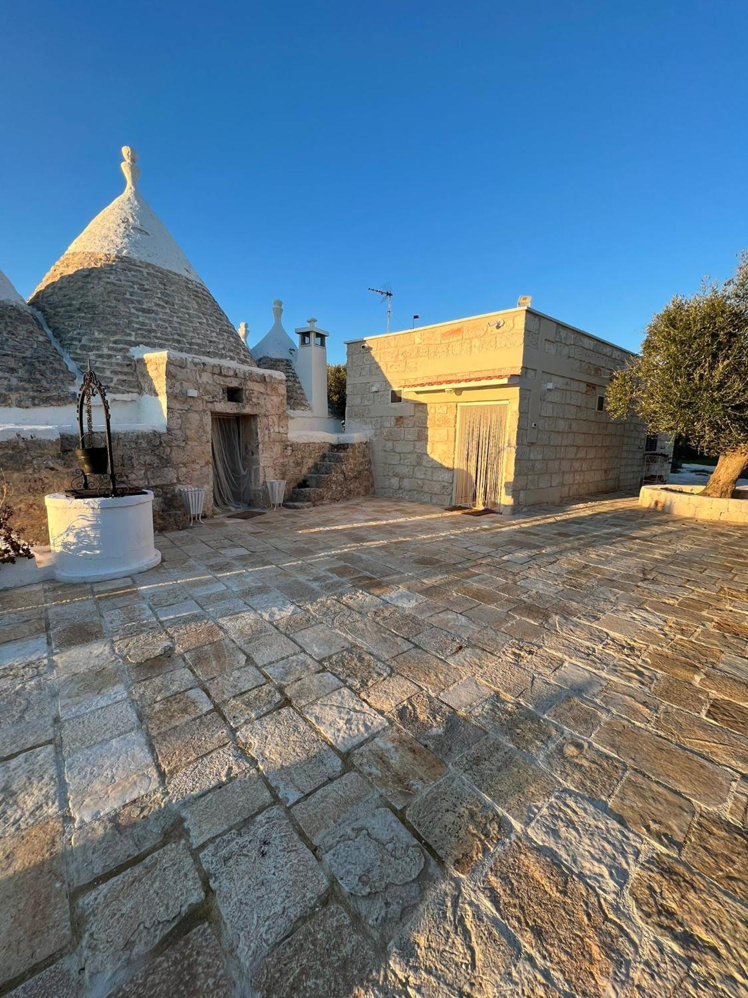 Trullo Oriale Villa Ostuni Exterior photo