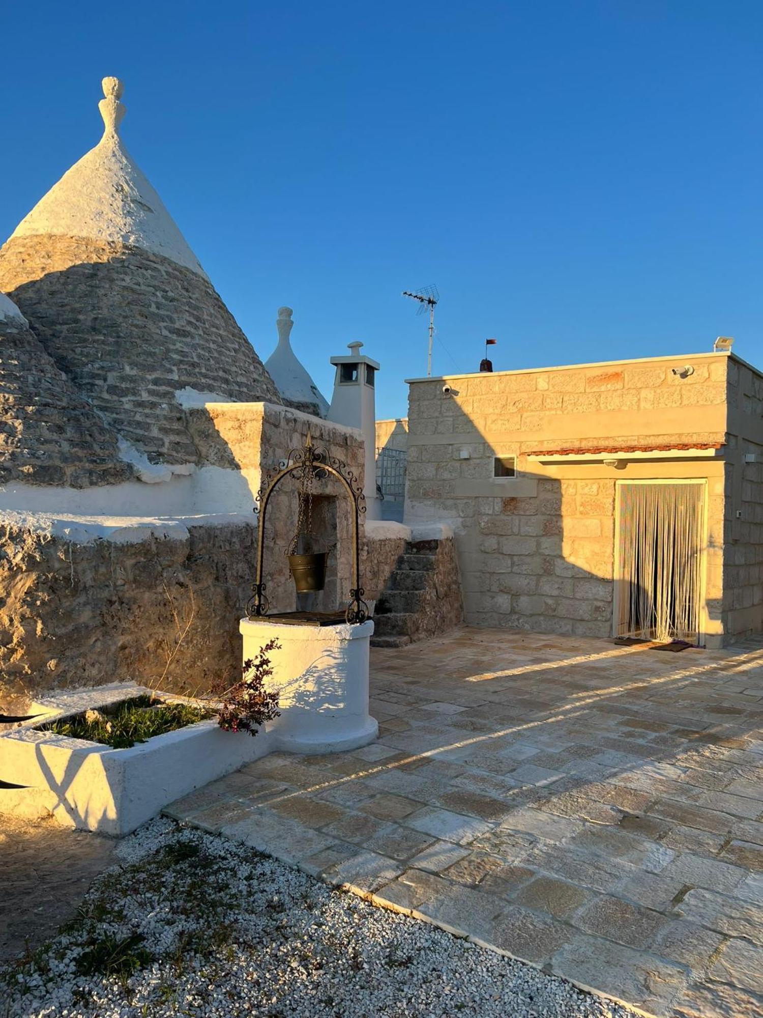 Trullo Oriale Villa Ostuni Exterior photo